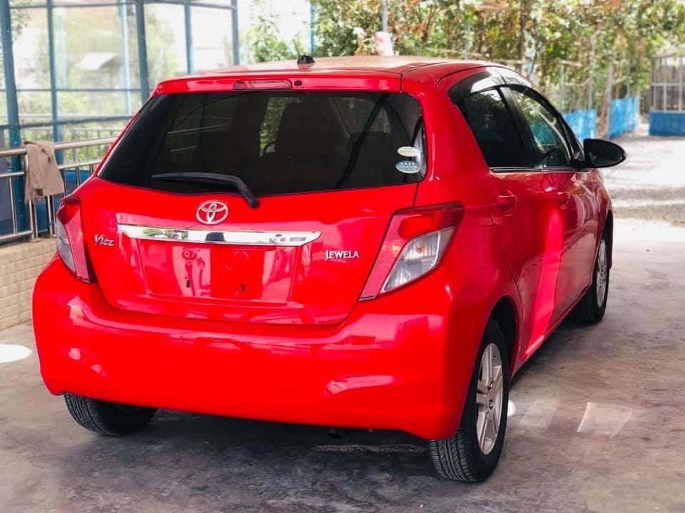 Toyota-Vitz-Jewela