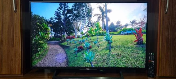 تلویزیون اصلی سونی 43 انچ با کیفیت 4K