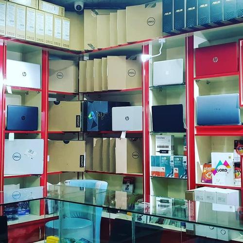 بزرگ ترین مرکز کمپیوترهای برند،پرزه جات کمپیوتر و سافت ویرها