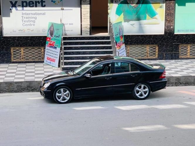Urgent sale Mercedes benz 2005 c230