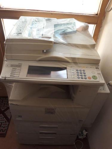 فروش عاجل ماشین کاپی RICOH کاملا ثابت با کارکرد بسیار عالی ک