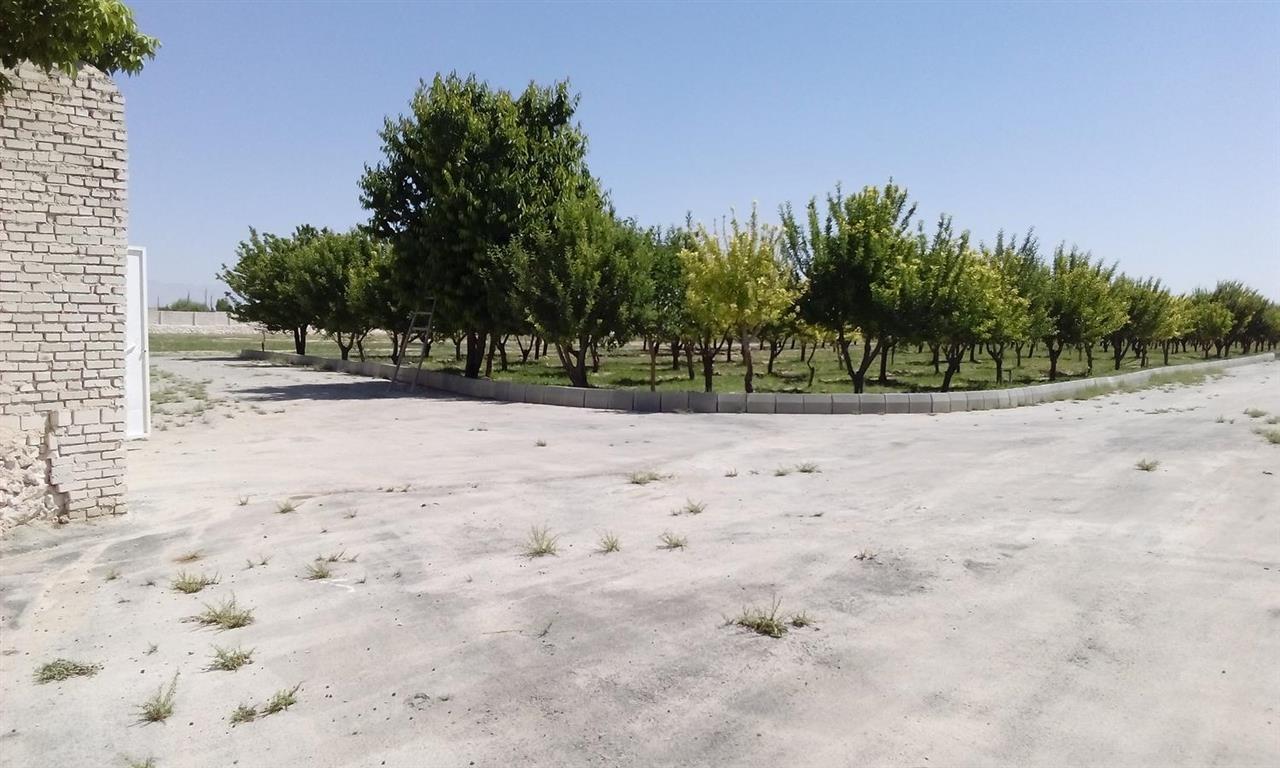 زمین-دیوارکشی-با-ویلا-35500-متر-مربع