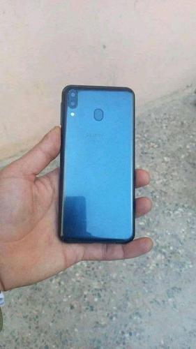 فروش ومالچه گوشی M20همه کارش به زمانت بدون مشکل 3