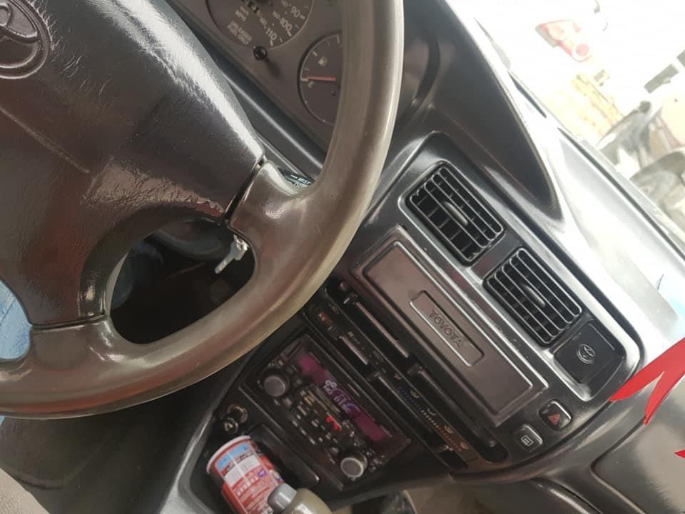 کورولا-کانادای