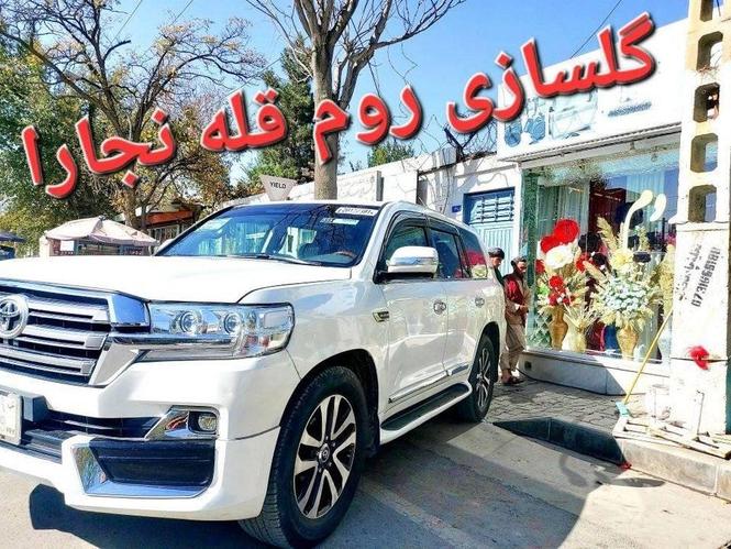 موتر های کرائی در خدمت دوستان گرامی