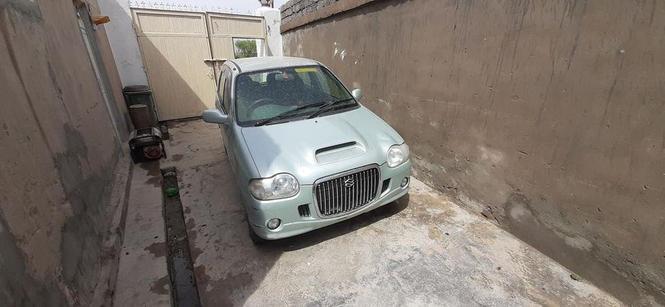 سلام دوستانو دغه موټر خرڅوم موټر کورنی دی 0700775220