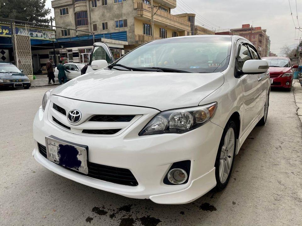 تیوتا-کرولای-کانادایی-مودل-2012-ماه-7