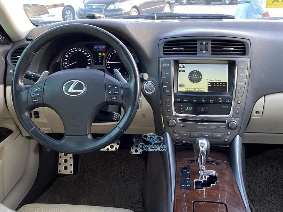 Lexus-is-3000-non-used-car-0700060263