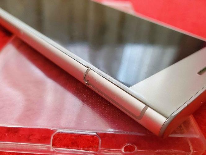 مدل : Sony Xperia XZ1 و 64GB ROM و 4GB RAM بهترین موبایل برا