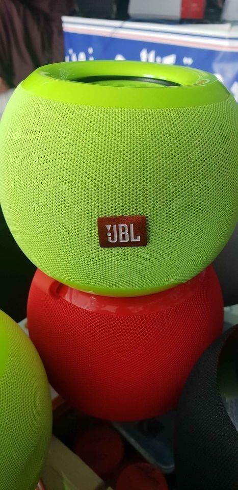 JBL-E15-MP3
