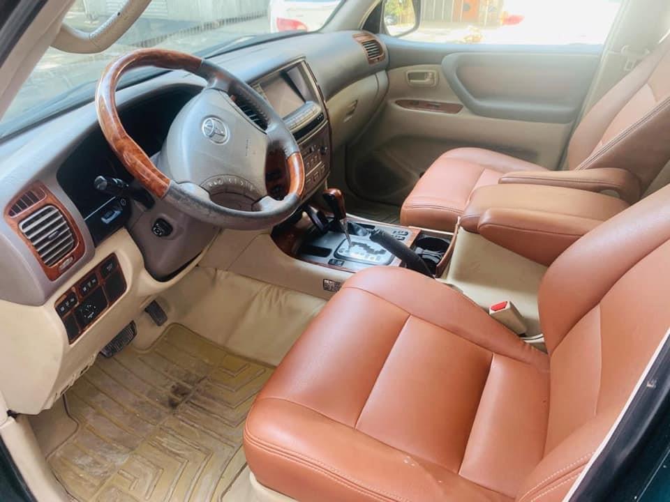 TOYOYTA-Landcruiser-2005