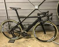 Canyon Aeroad CF SLX , DI2 R8000,Zipp 303, Quarq D