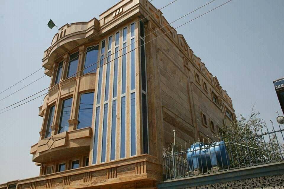 ساختمانی-کارونه