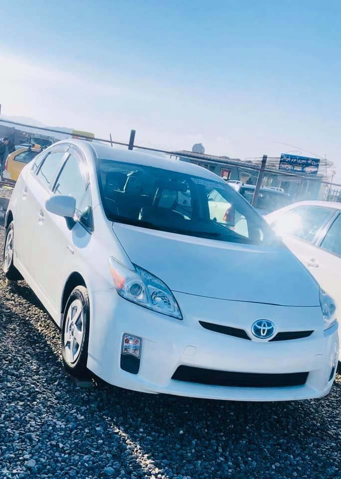 Hybrid-TOYOTA-PRIUS