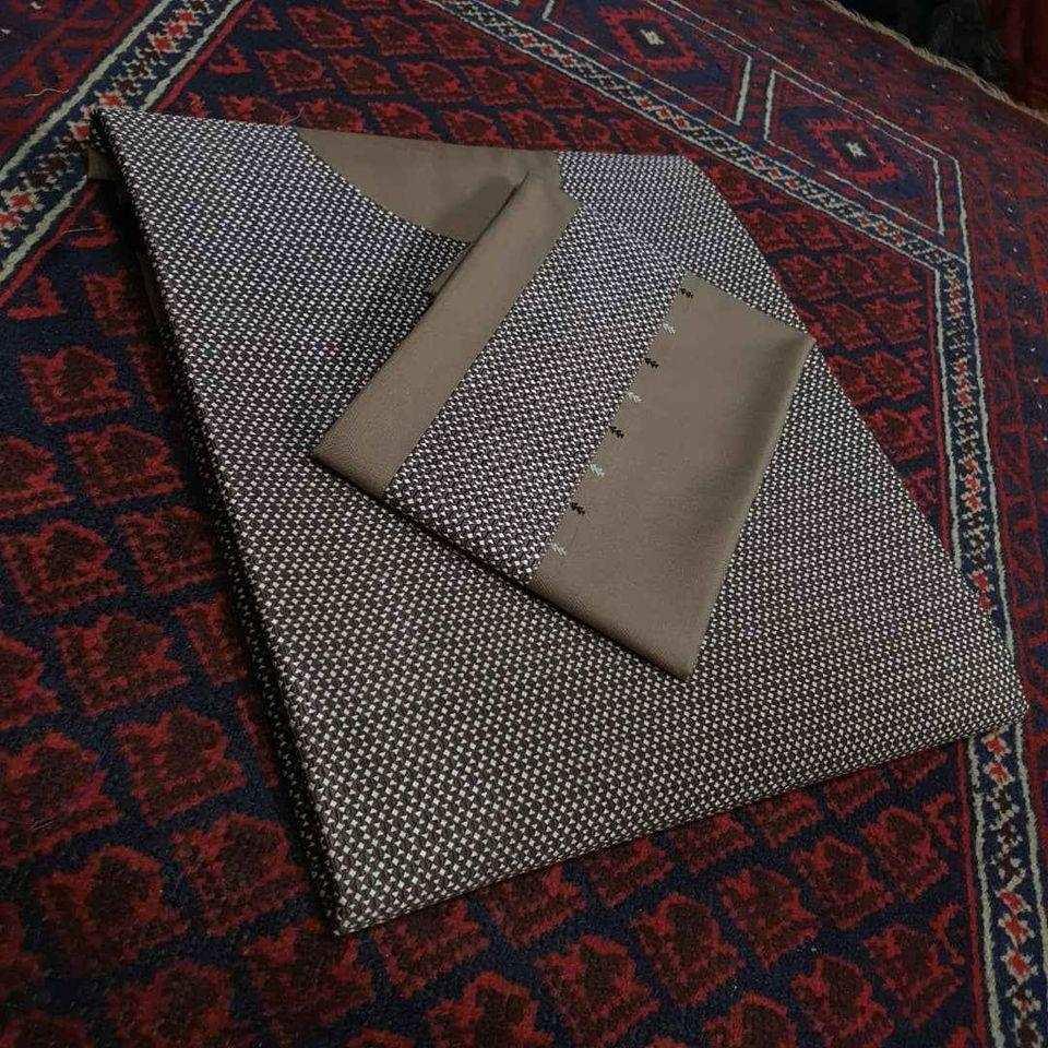 لاسی-چهار-کونجه-غاړه
