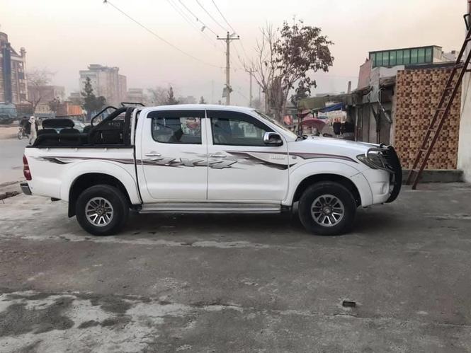 هايلكس مادل ٢٠٠٨ منفي پنج ٤٨ هزار اسناد سه سال پاك چهار سل