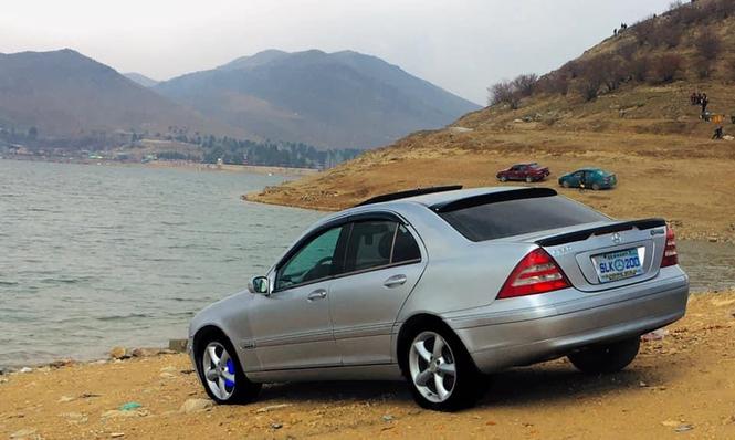 Mercedes Benz 2001 شش سیلندر