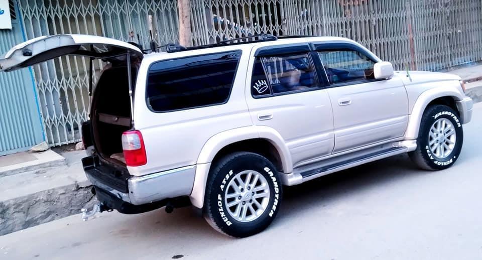 0784664648-0795853371