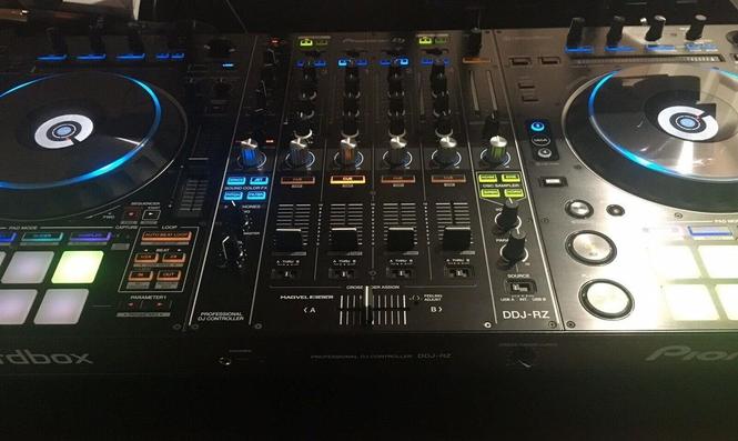 پایونیر DDJ-RZ 4 کانال پرچمدار Rekordbox DJ Contro