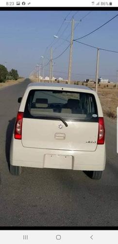 بيسکوټى رنګ بابوجى نوى دى لږچليدلى دى