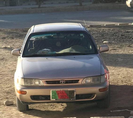 ‎موتر کرولا کانادایی ۹۶ ماشین ۷Aرنگ طلایی اسناد ۱ ماه پاک دا