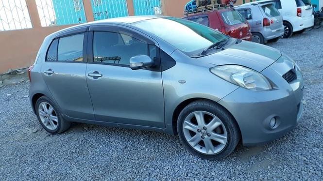 ويډز موټر RS Vitz ماډل 2006 ده ويش کاټ