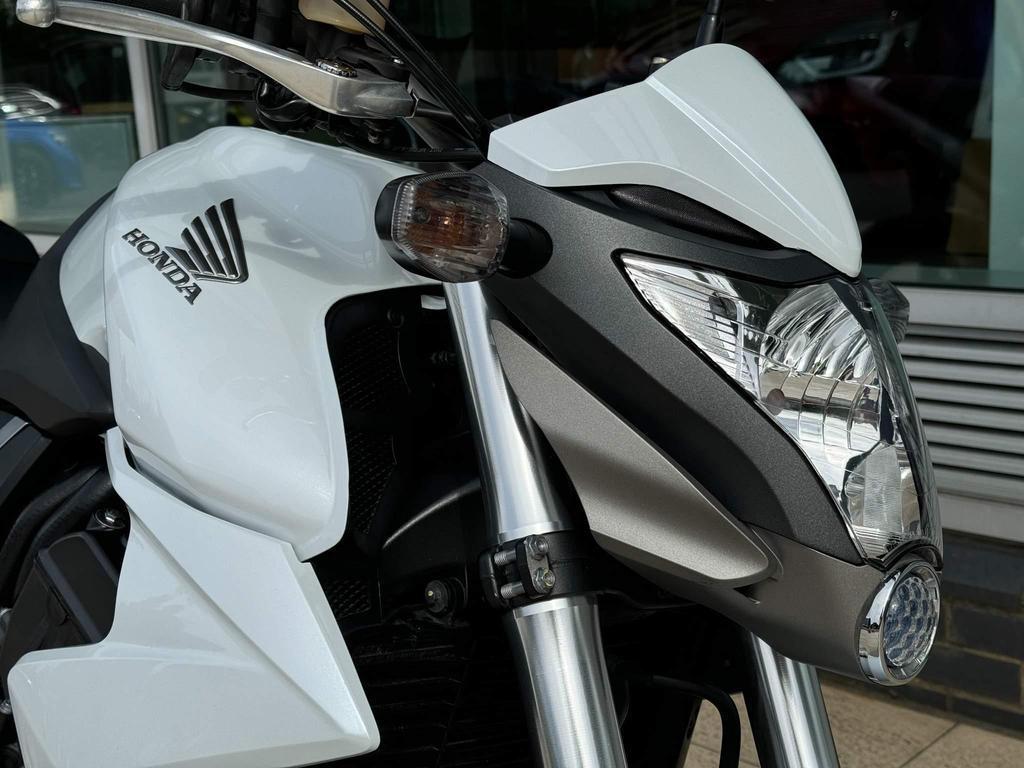 2013-Honda-CB1000R