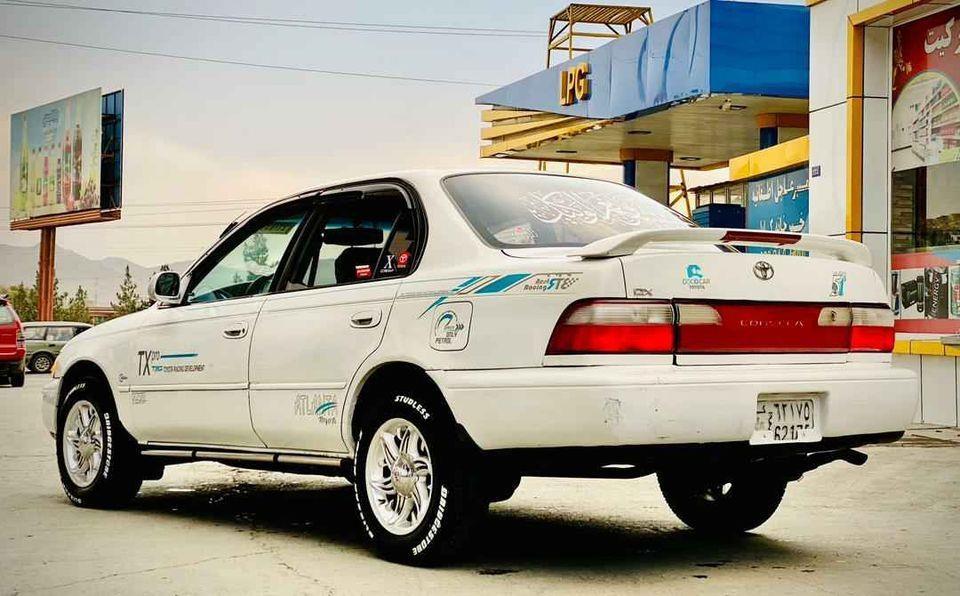TOYOTA-COROLLA-Canada-s-FOR-sail-0789021735