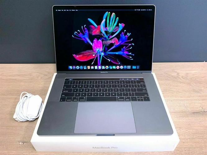 Apple MacBook Pro 15 Touch Bar OS2020 - 512GB SSD - 3.8GHz Q