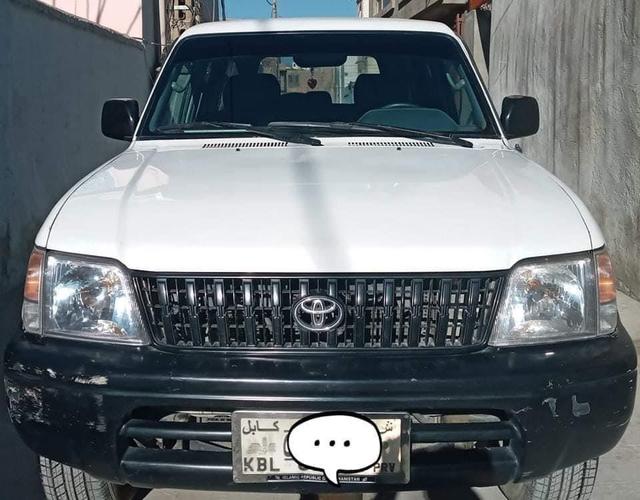لندکروزر پرادو۲۰۰۱