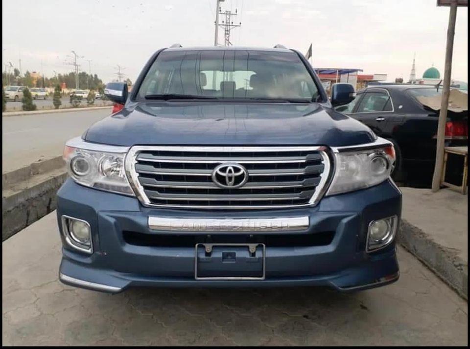 Toyota-Land-Cruiser