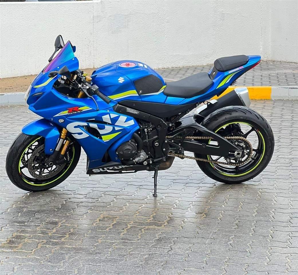 Hello-am-selling-my-2016-Suzuki-gsxr