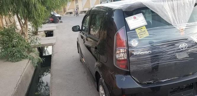 دکانټینر دخولی فاسو RS تور زرداره 2009 په هرسه پو