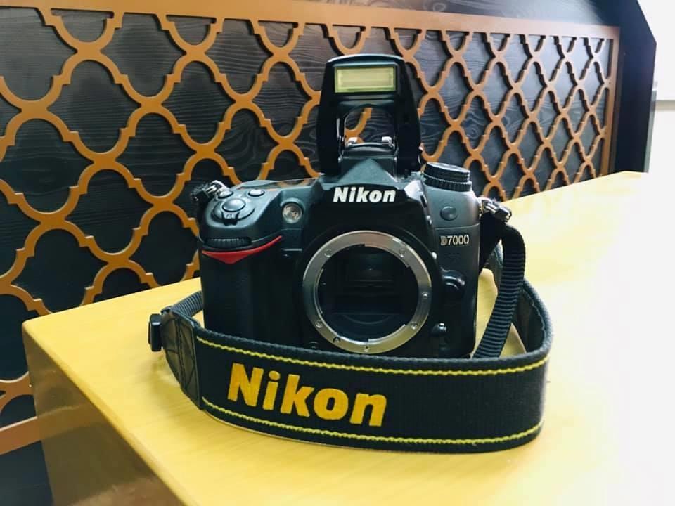 کمره-NIKON-D7000