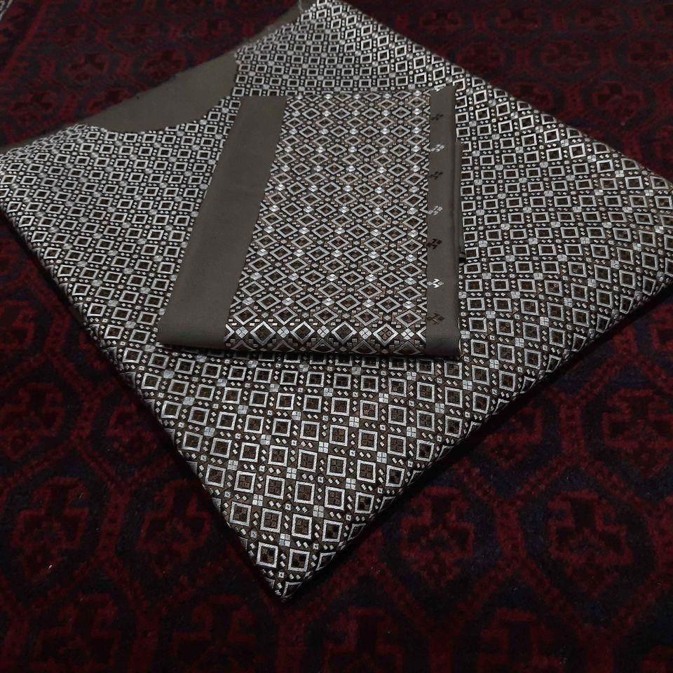لاسی-چهار-کونجه-غاړه