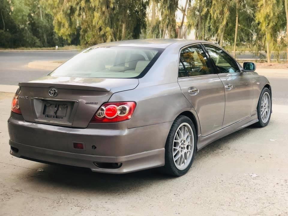 Toyota-Mark-X-250