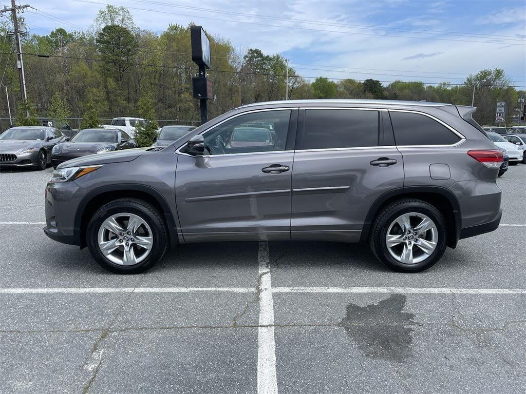 2018-Toyota-Highlander-Limited-AWD