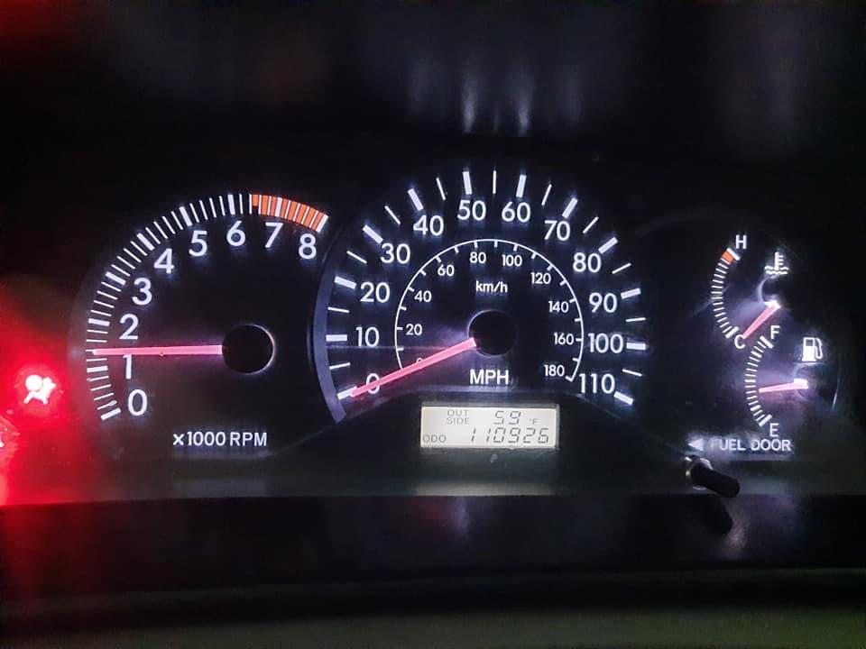 Toyota-Corolla-2005-LE