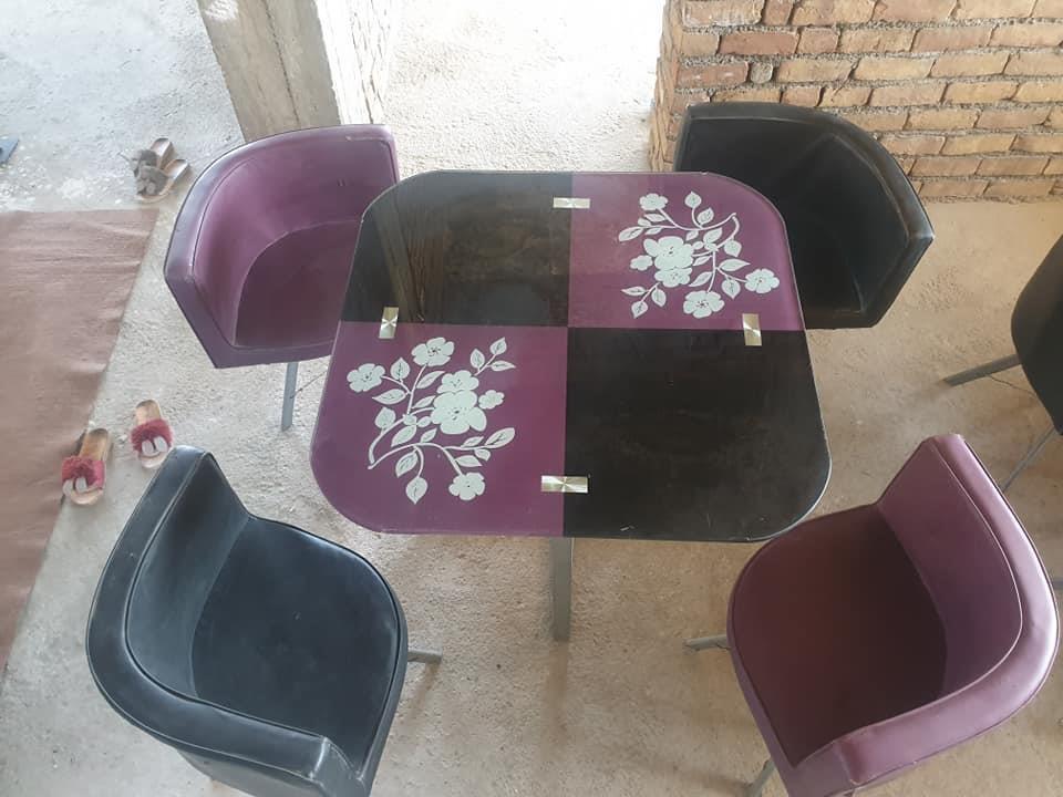 میز-و-چوکی-دیزاین-جدید