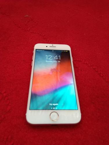 iPhone 7 32GB Rose gold very new used of america 0786256975