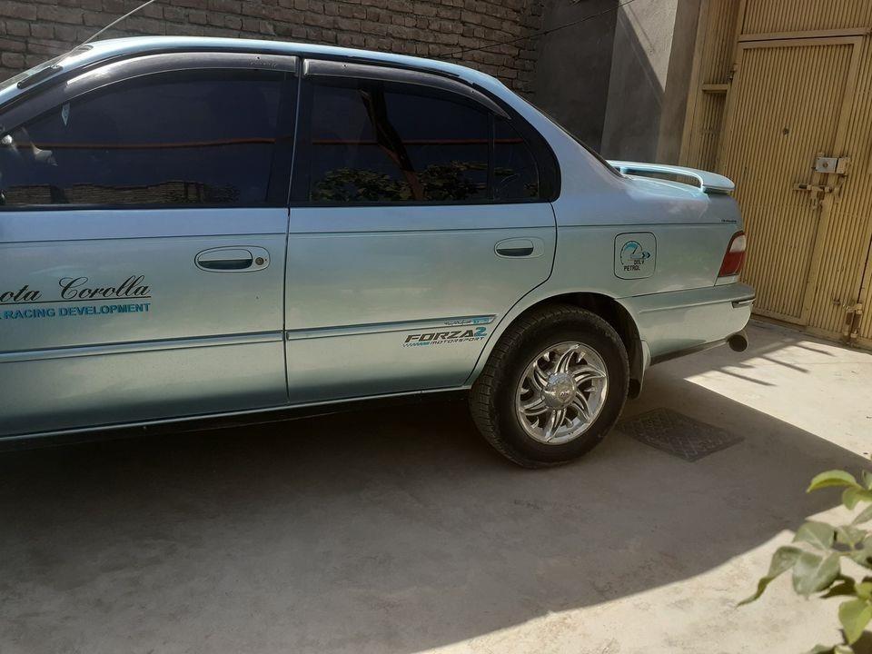 کرولای-کانادایی-فروش-عاجل