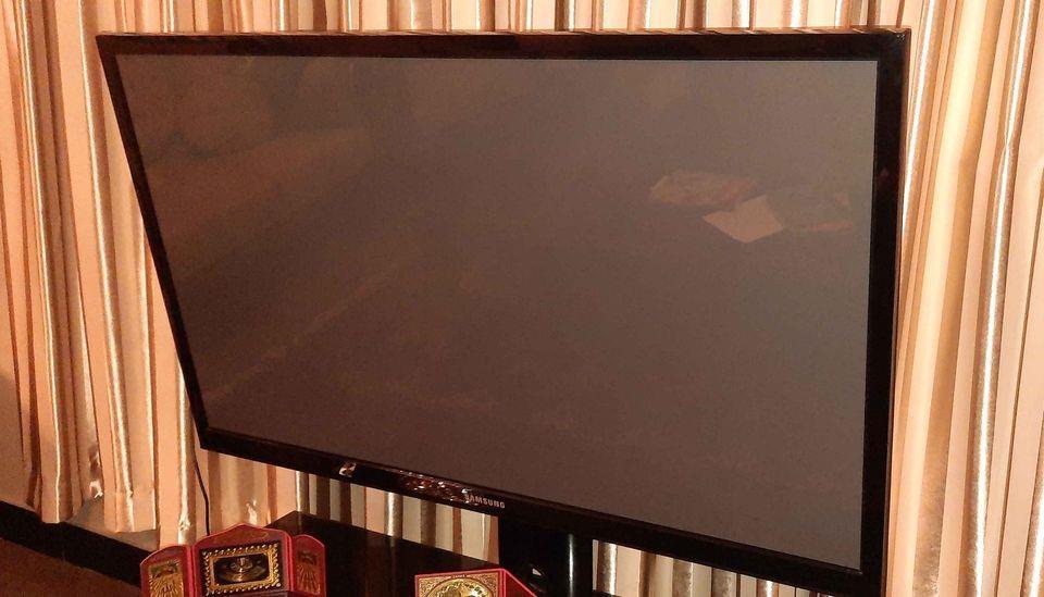تلویزیون-Samsung-51inch