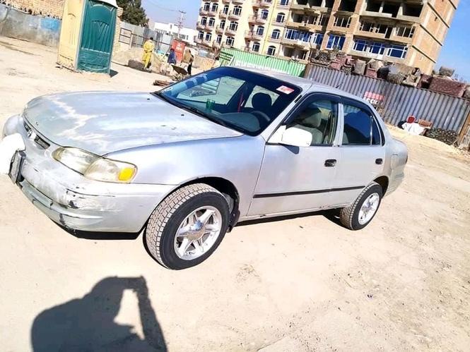 فروش یک عراده کرولا 2 کانادایی مودل 2000