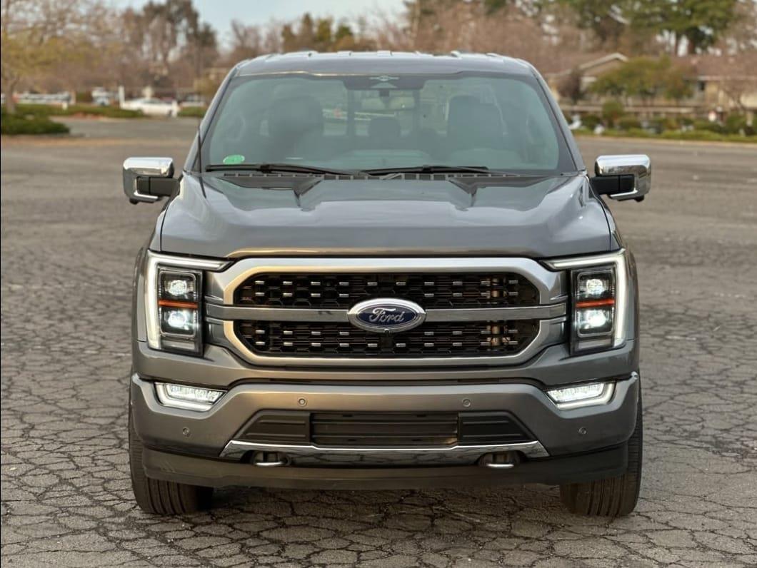 2023-Ford-F-150-Platinum-Pickup-4D