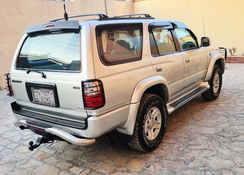 Toyota-4-Runner-2000