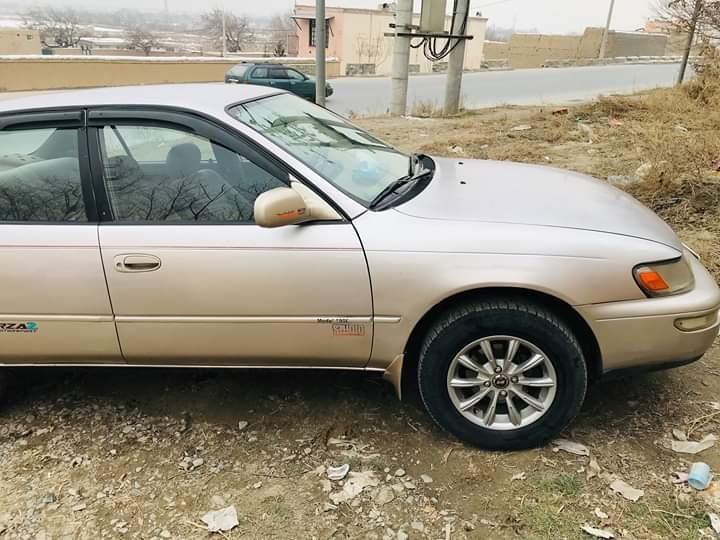 کرولای-کانادایی