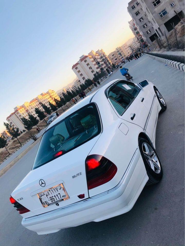 Mercedes-benz-c230
