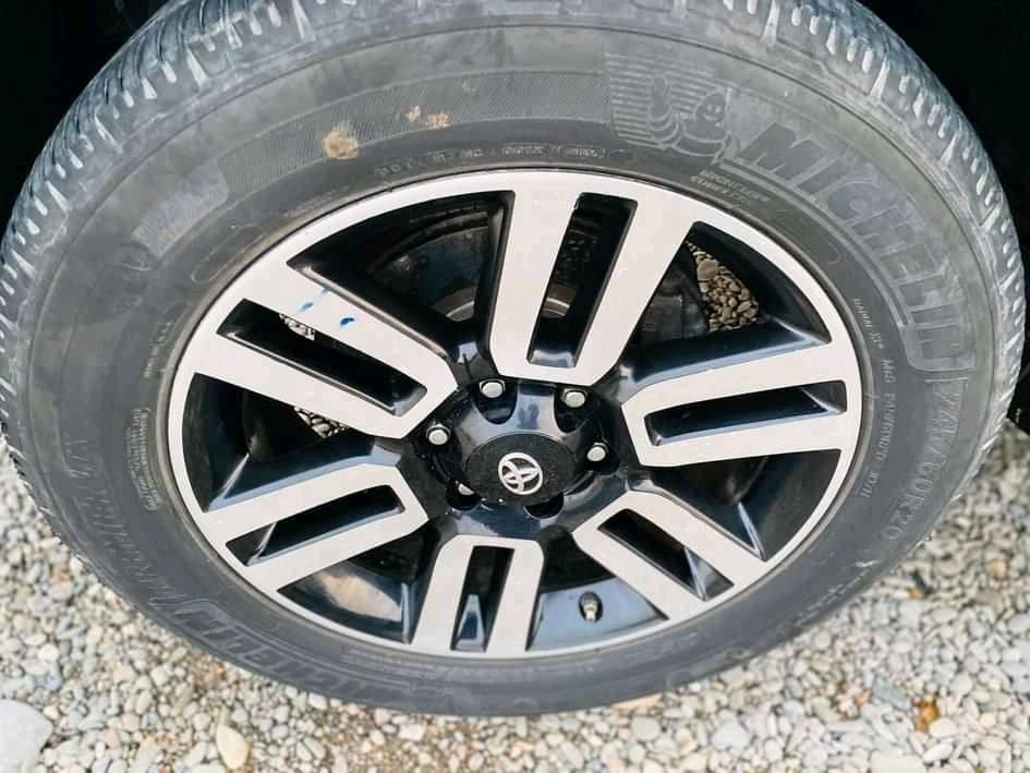 Toyota-4Runner-ﺗﻮﯾﺘﺎ-ﻓﺮوﻧﺮ