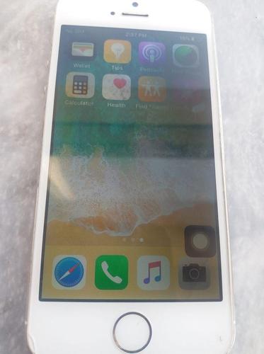آیفون 5s اسکرین اش داغ داره اپل آدی داره صفحه اش باز است قی