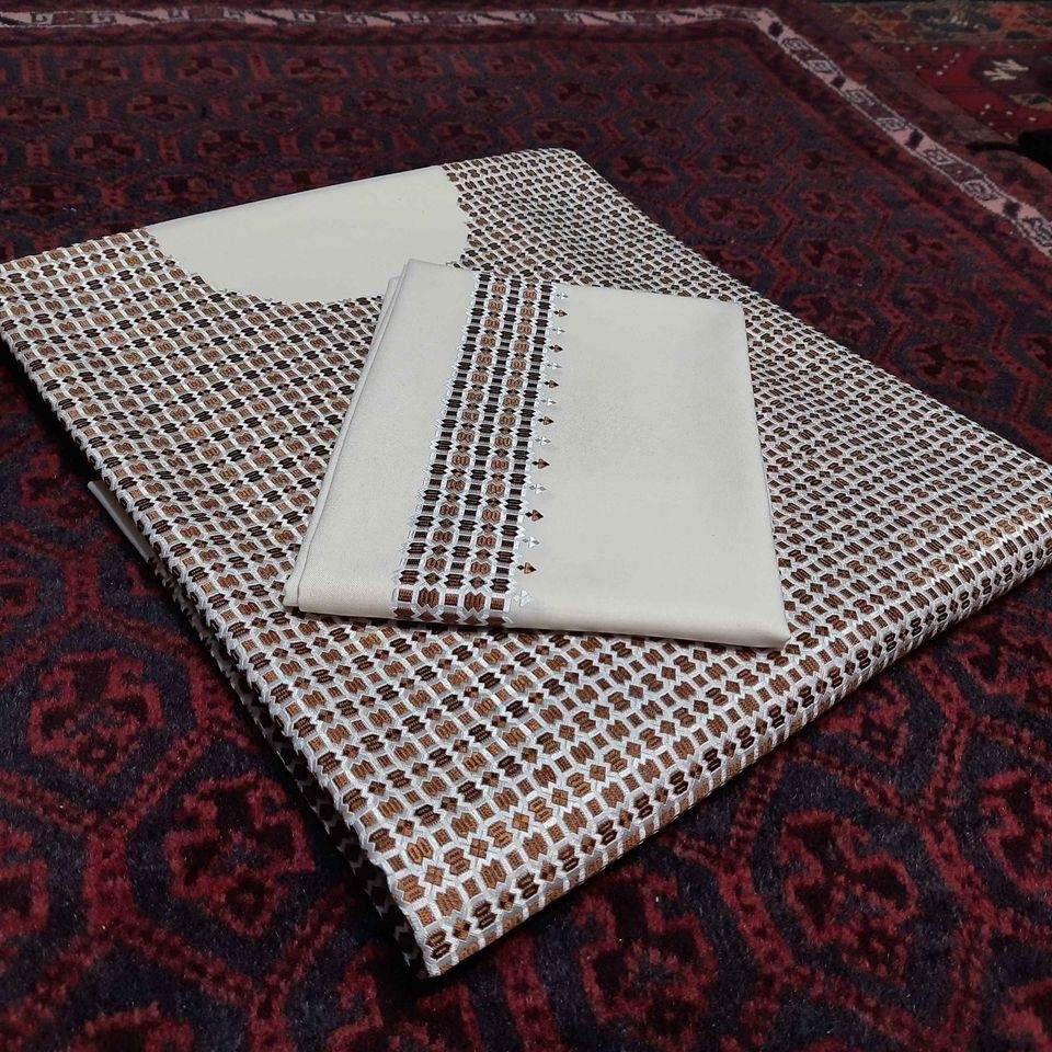 شایسته-رنګ-نوی-ډیزین
